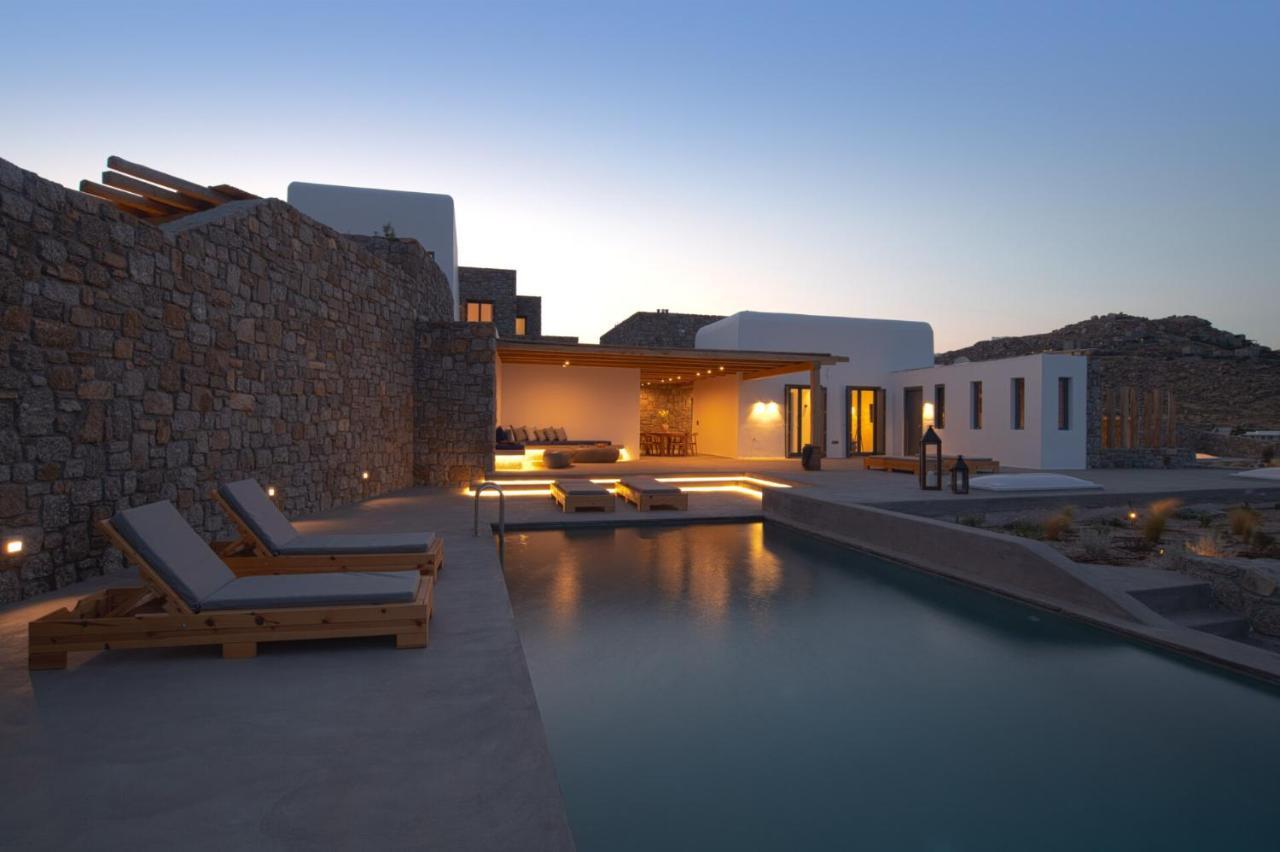 Tourmaline By Mykonos Rocks